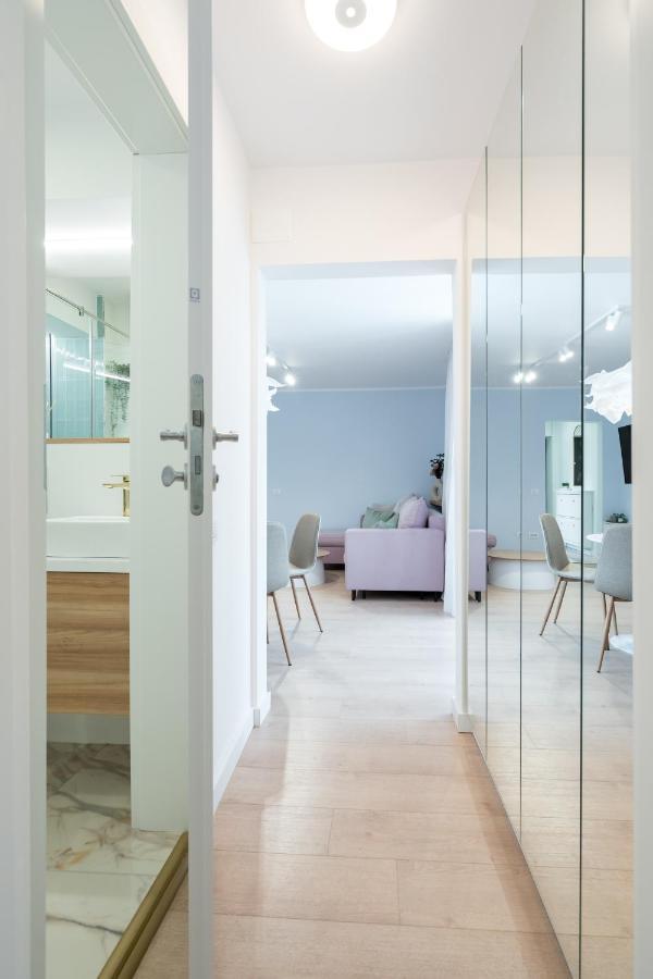Candy Land Downtown Apartment Bucureşti Eksteriør bilde